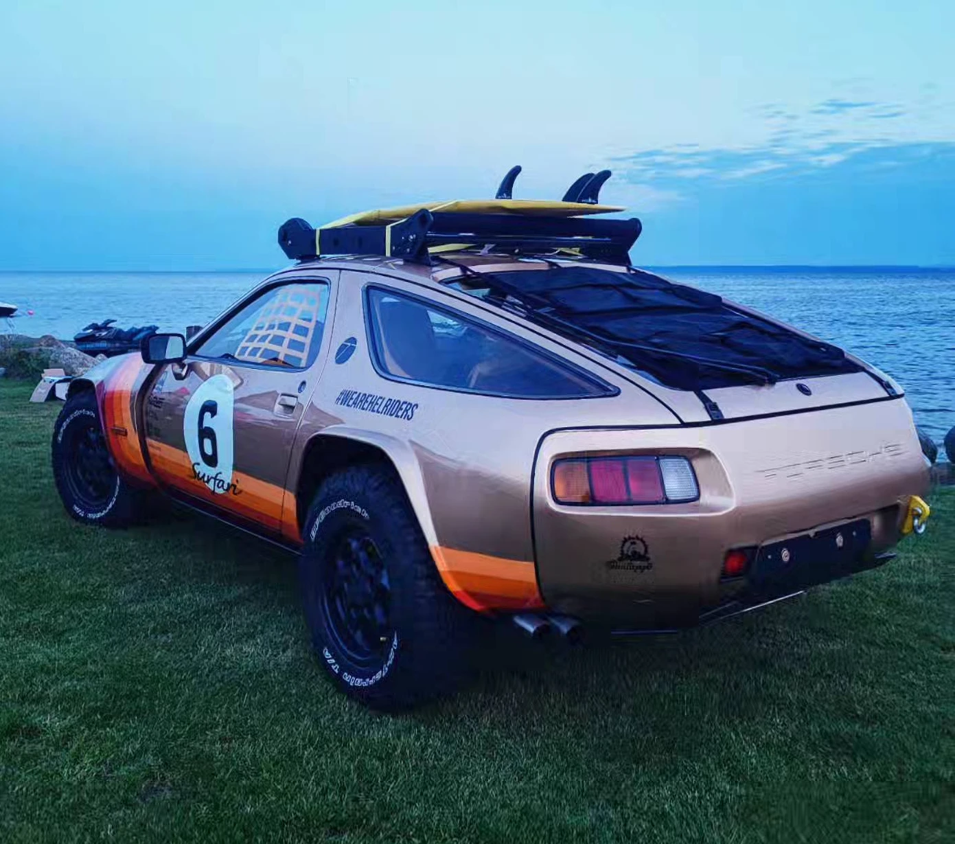 Porsche 928 Surfari