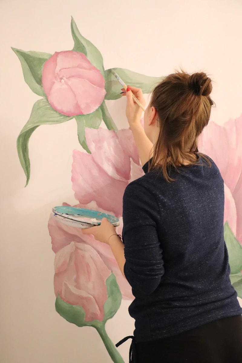 Mural "Jej Wysokość Piwonia"