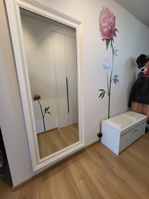 Mural "Jej Wysokość Piwonia"