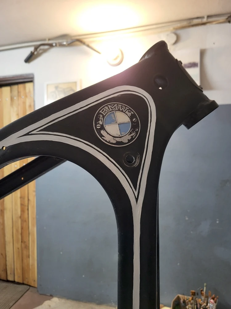 BMW EMW R35 - rekonstrukcja klasycznego motocykla